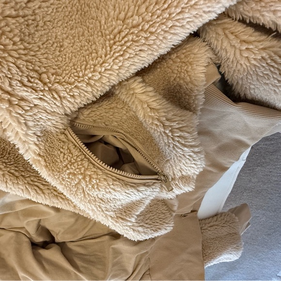 Women's Tan Sherpa Jacket - Picture 8 of 13